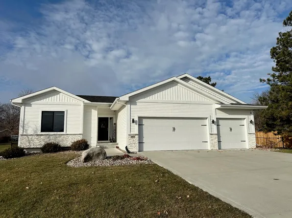 517 S Delaware St, Boone, IA 50036