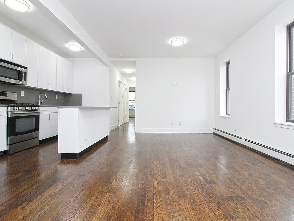 1st image of 33-02 Ditmars Blvd #2E
