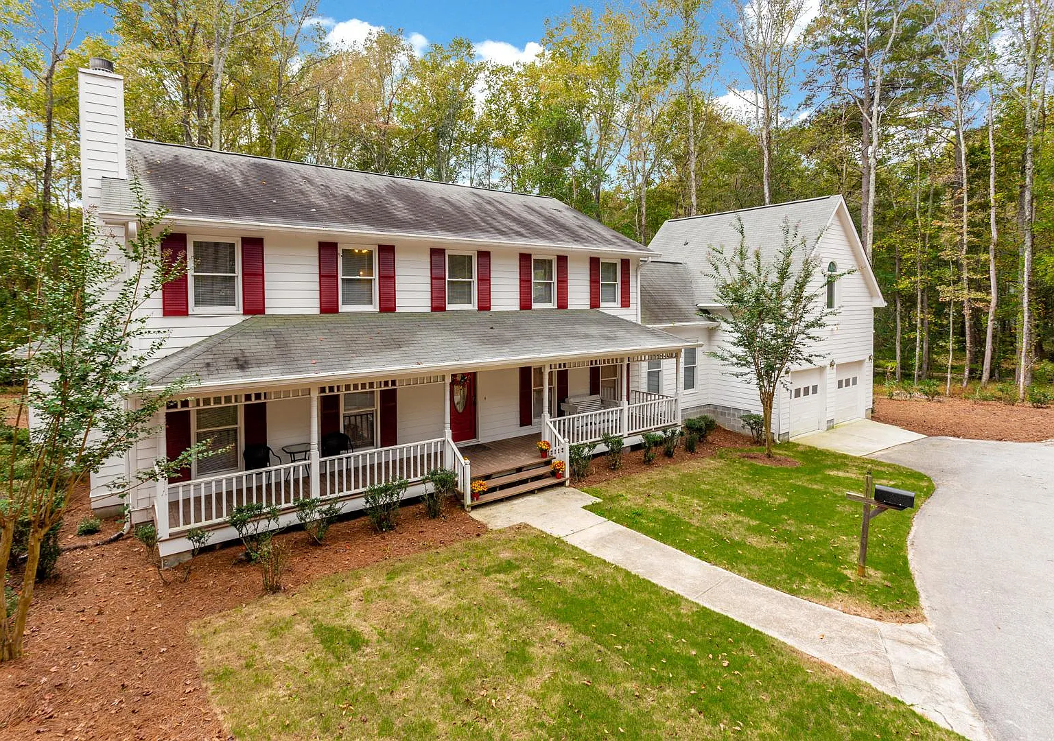 5 bed, 3.5 bath, 3400 sqft, $6,500 — Photo 4