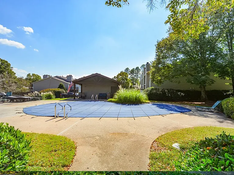 307 Park Ridge Cir #307 — Photo 19