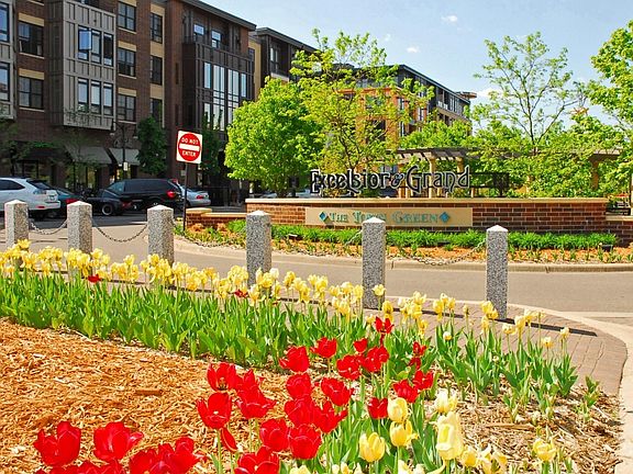 3rd image of 4525 Park Commons Dr Unit 303