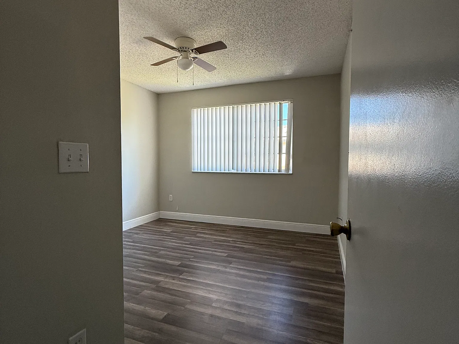 4 bed, 1464 sqft, $2,800 — Photo 4