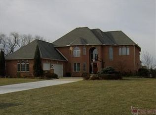 5665 Rosefield Cir NW, Massillon, OH 44646