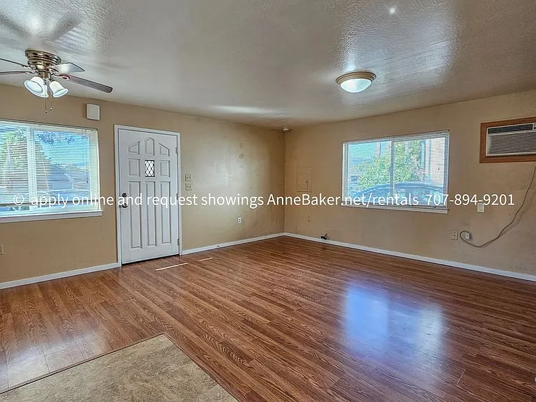 45 Cherry Creek Rd #B — Photo 3