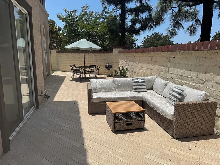 11665 Goetting Ave — Photo 15