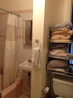 Rented by Sterling Realty Solution Inc | media 7