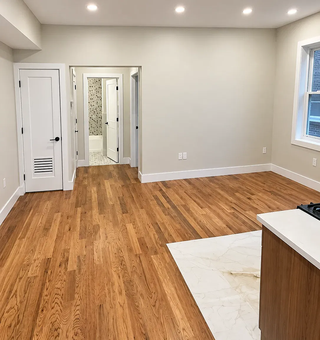 795 Broadway — Photo 4