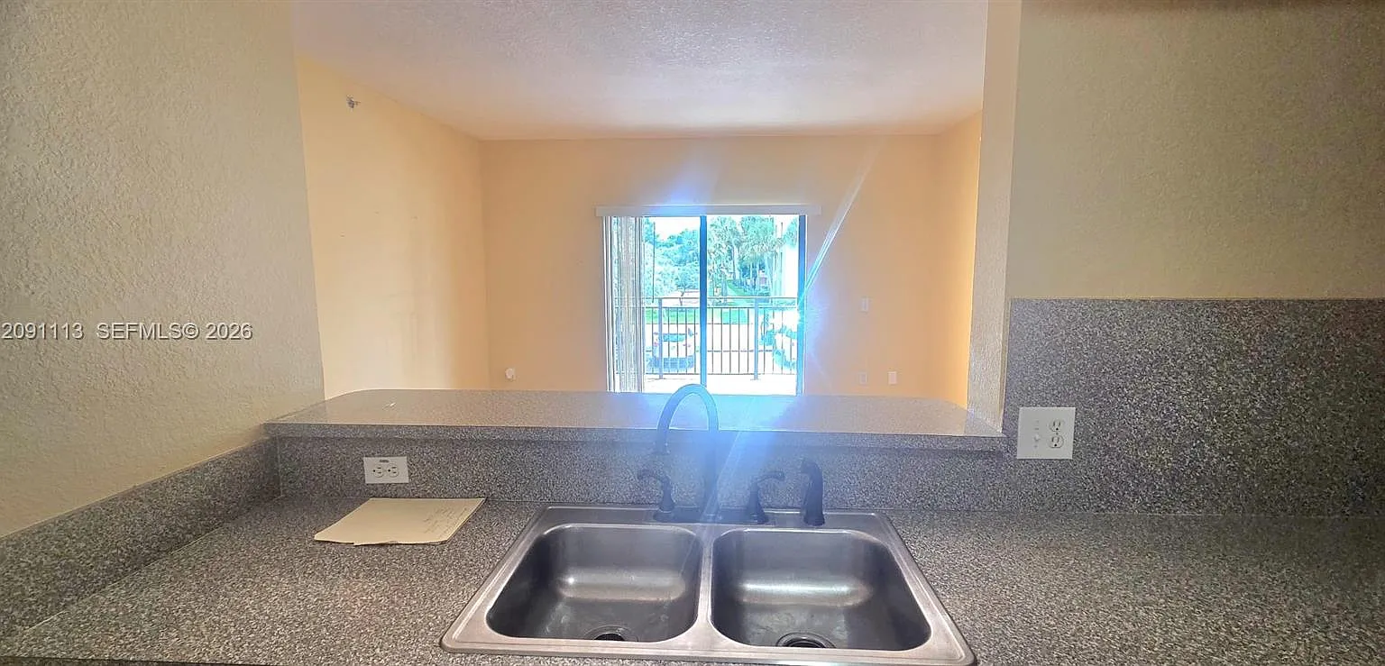Keystone Courts Condo — Photo 2
