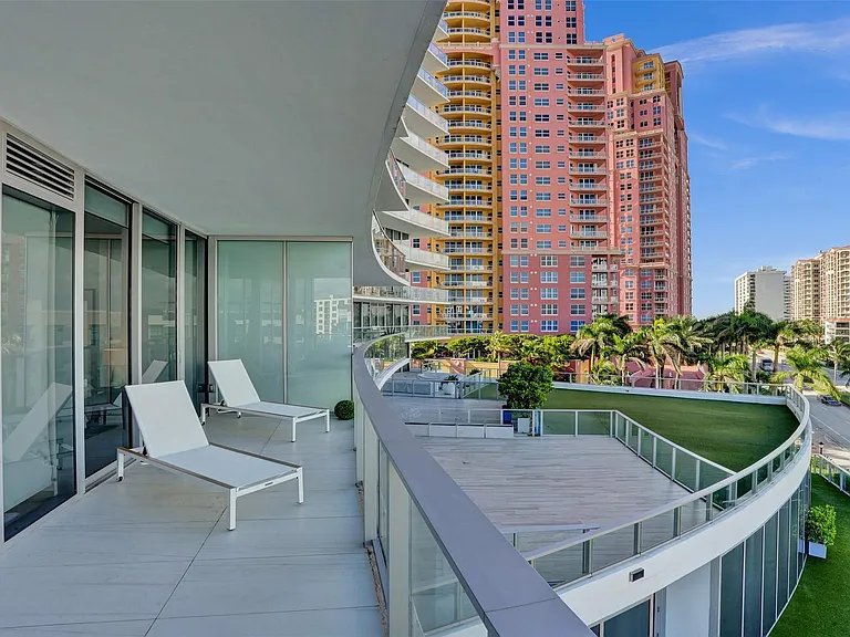 2200 N Ocean Blvd #S406 — Photo 42