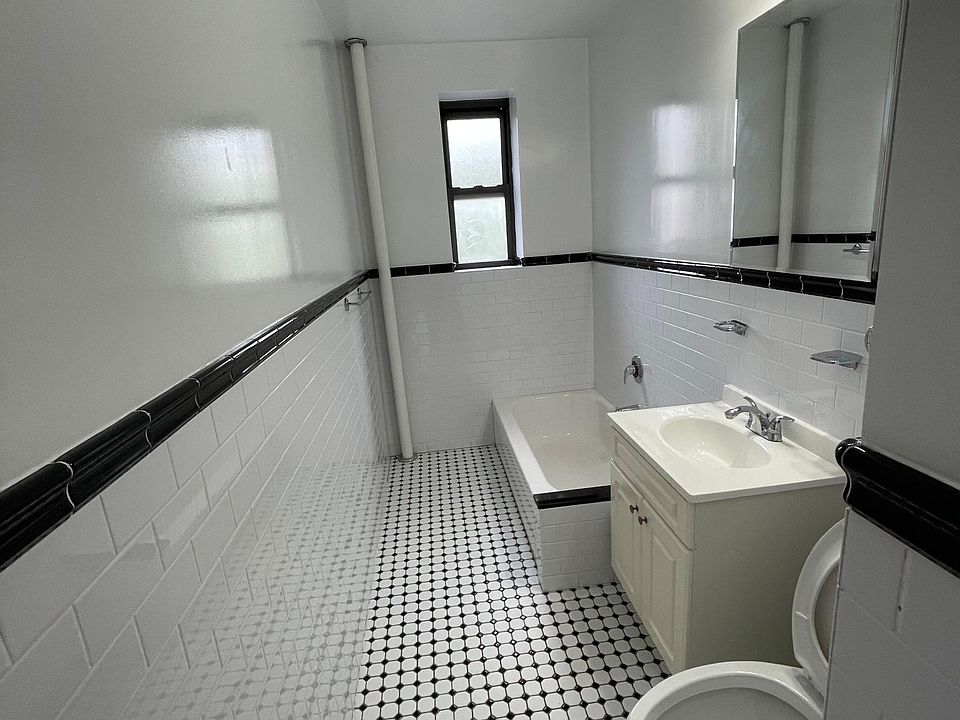 1st image of 17290 Highland Ave APT 4J