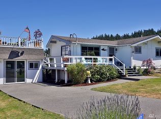 4119 Scatchet View Dr, Clinton, WA 98236