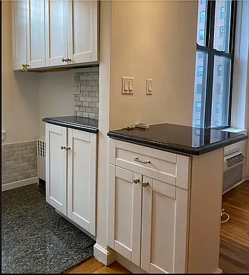 Rented by CitySites Real Estate Group | media 6