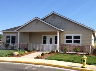 134 Suncrest Rd, Talent, OR 97540