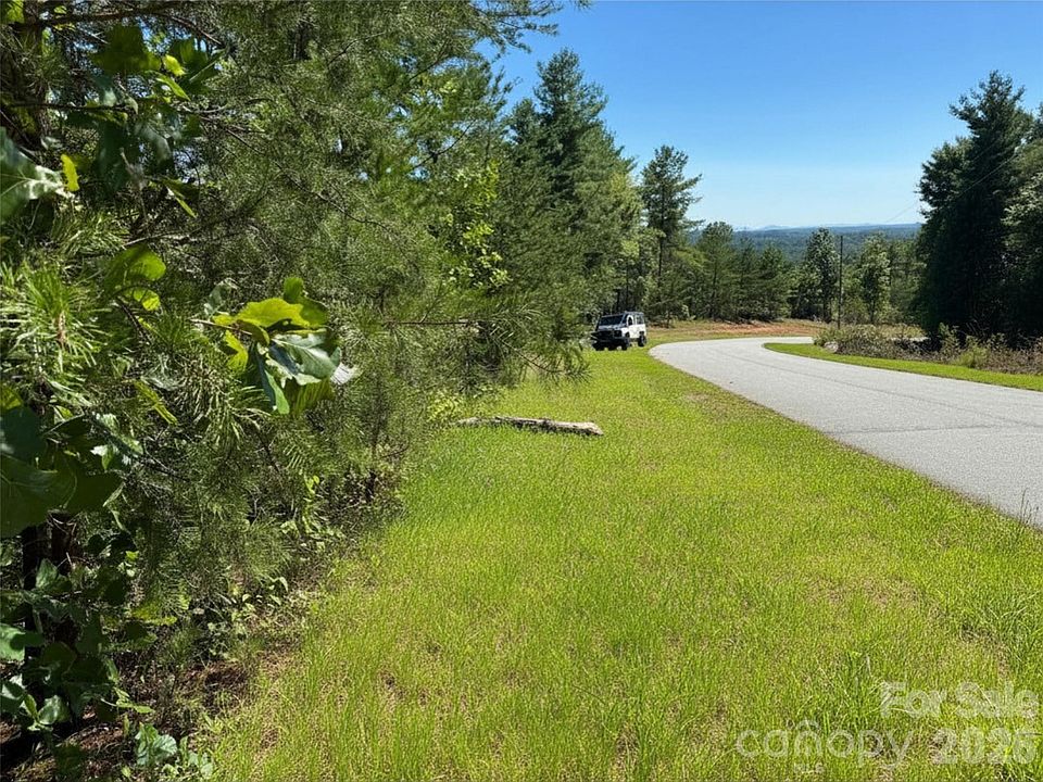 1st image of 48 Tomahawk Ridge Dr