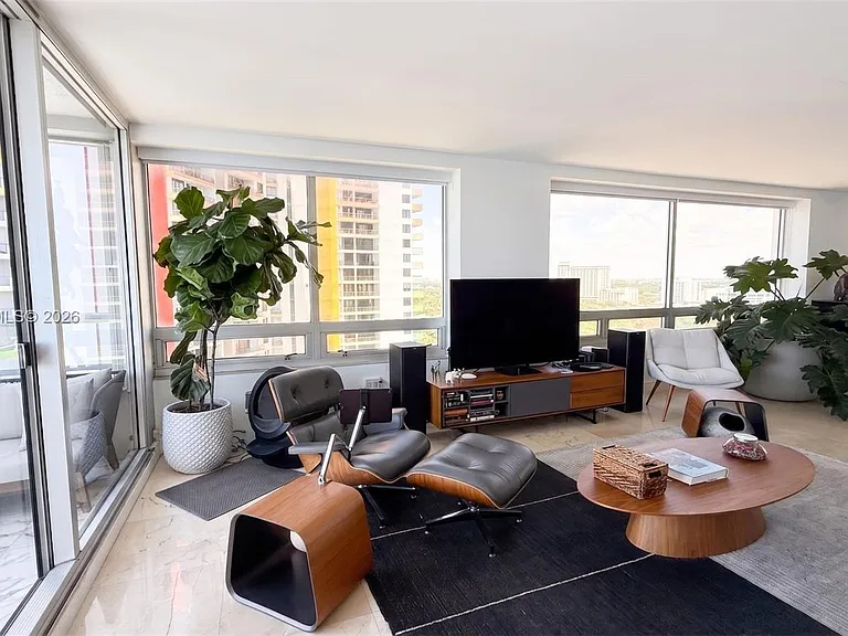 1541 Brickell Ave #A1801 — Photo 20