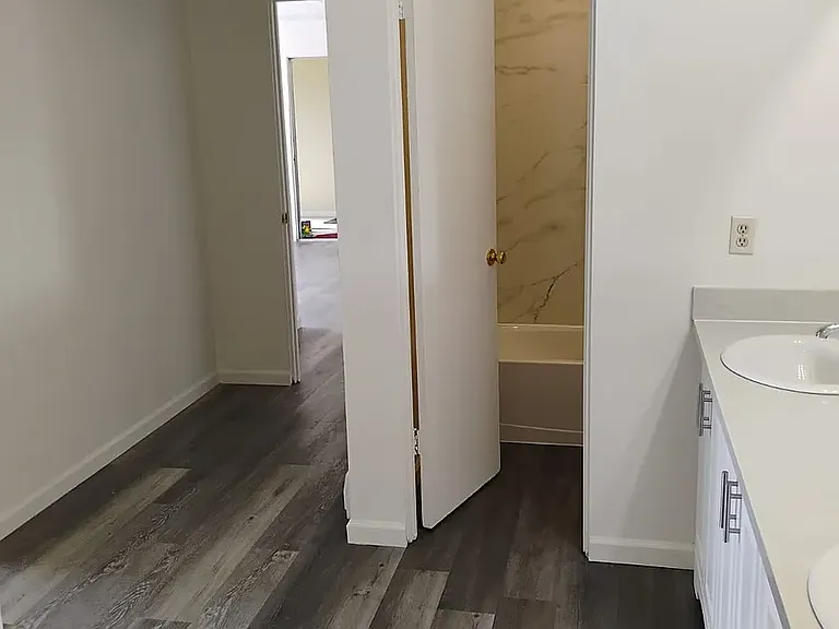 Vista Linda Apartments — Photo 28