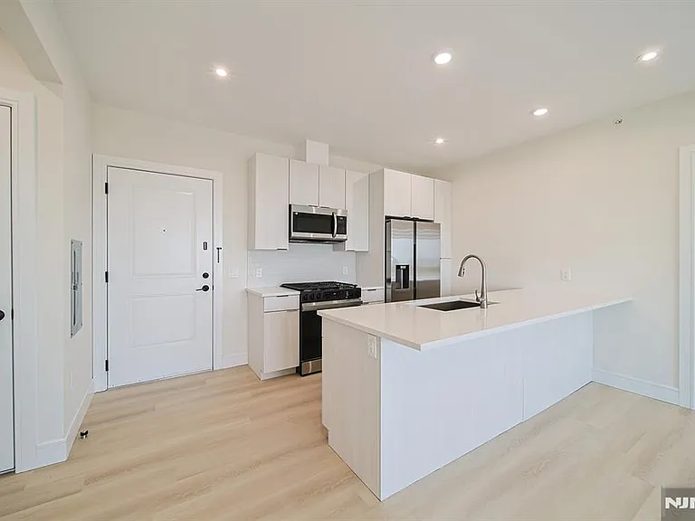 401 E Central Blvd #2A — Photo 5
