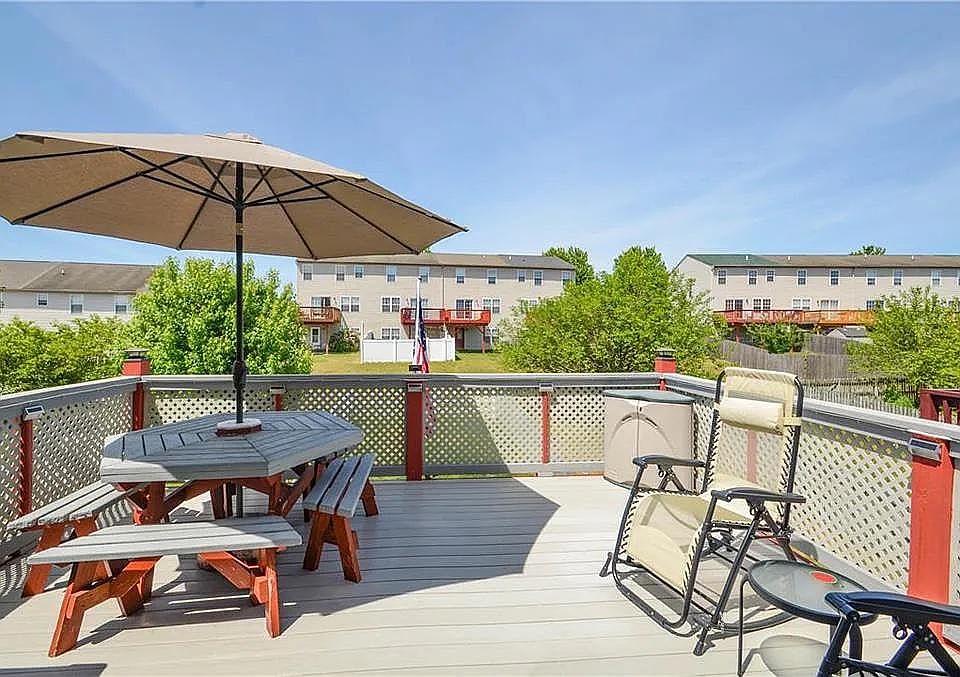 Spacious Trex Deck