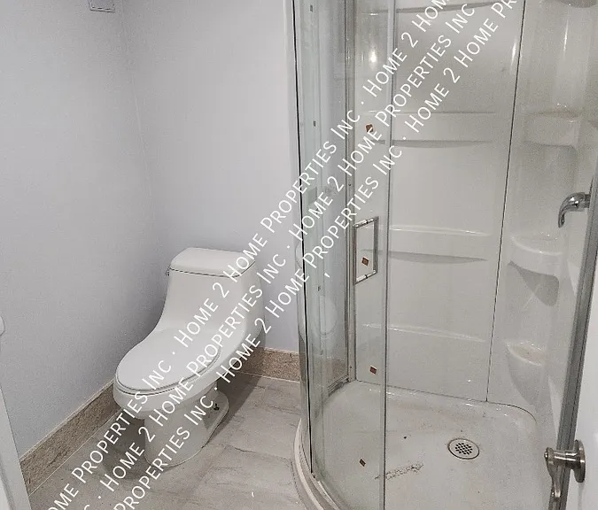 1182 Howard Ave — Photo 4