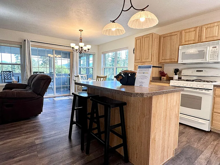12 River Falls Dr — Photo 9