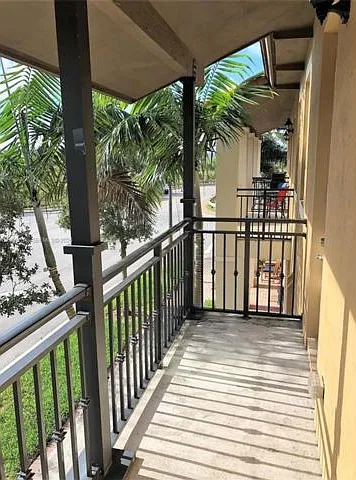 1524 SW 147th Ave — Photo 14