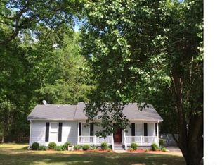 2942 Birdsong Cir, Grimesland, NC 27837