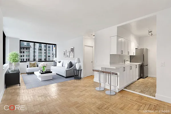 Rented by CORE | media 8