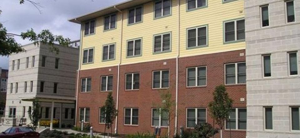 1st image of 300 Weldon St #1