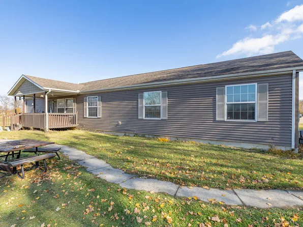 64205 Union Rd, Vandalia, MI 49095
