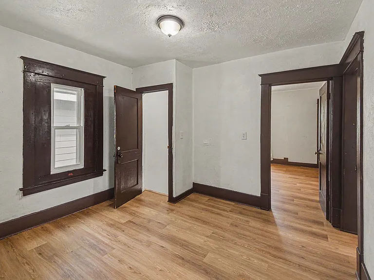 29 Coldbrook St NE #2 — Photo 8