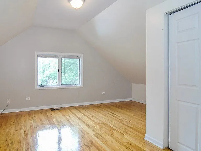 1433 W Oakdale Ave #2 — Photo 8