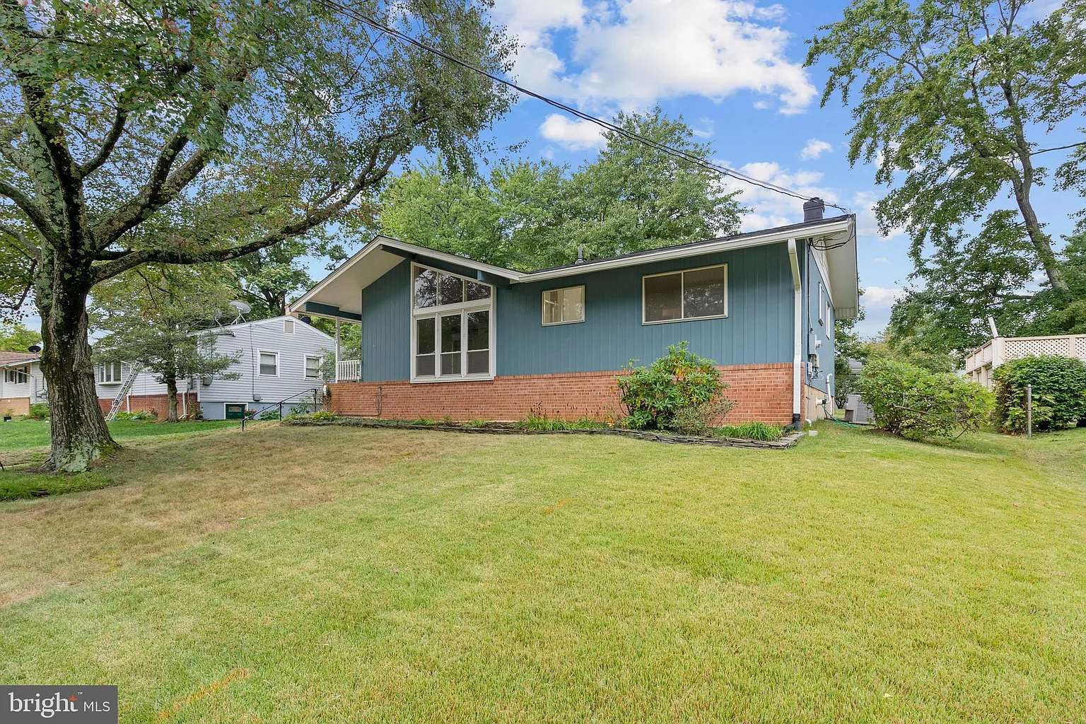 6024 Frontier Dr photo 1
