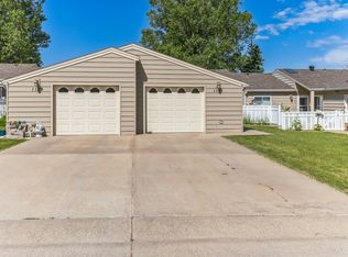 1131 N 10th St, Spearfish, SD 57783
