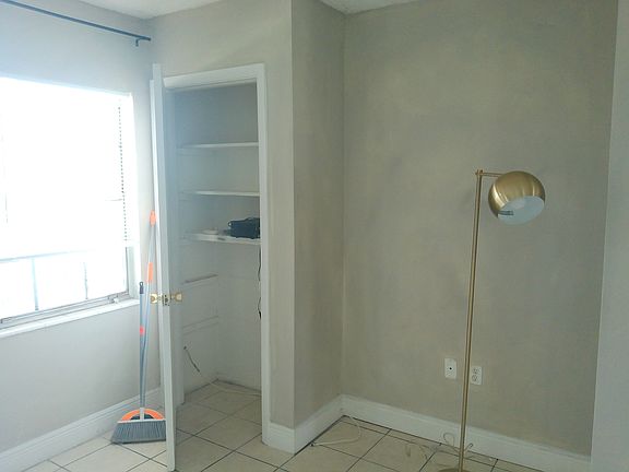 5th image of 525 Conway Rd APT 10