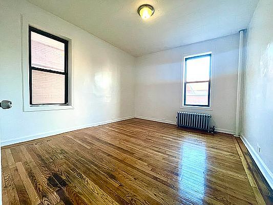 5th image of 2201 Amsterdam Ave APT 3C