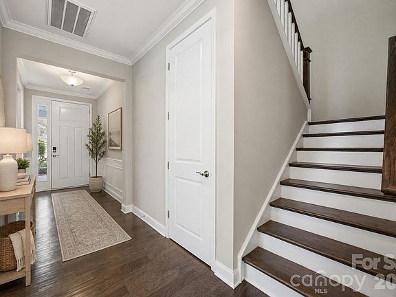 3rd image of 5529 Braddock Mill Way