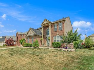 6231 Sapphire Ct, Grand Blanc, MI 48439