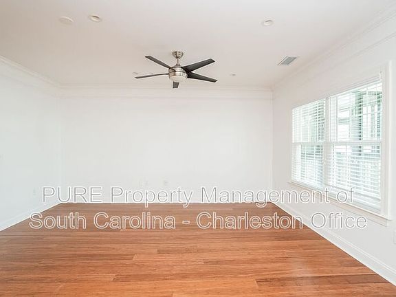 5th image of 1025 Riverland Woods Pl APT 1013