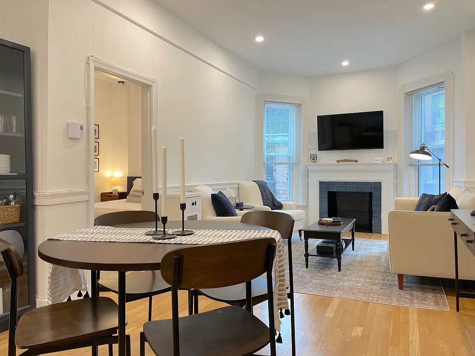 827 Boylston St #200