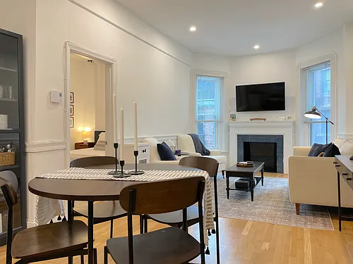 827 Boylston St #200 Photo 1