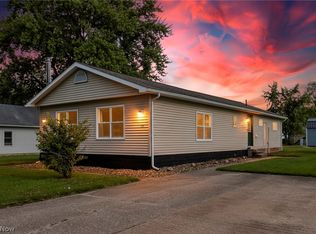 38 Anglers Ln, Lagrange, OH 44050