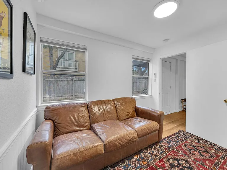4302 Avenue G #C — Photo 16