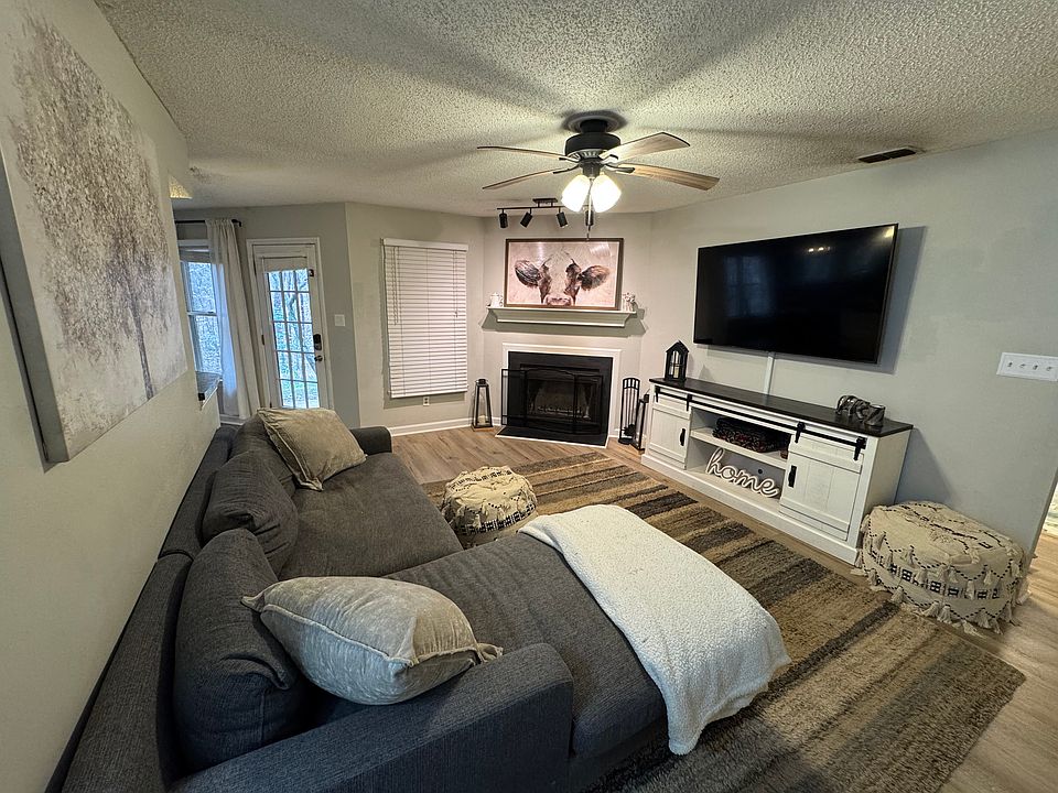 1st image of 101 Marbury Ct APT Lb