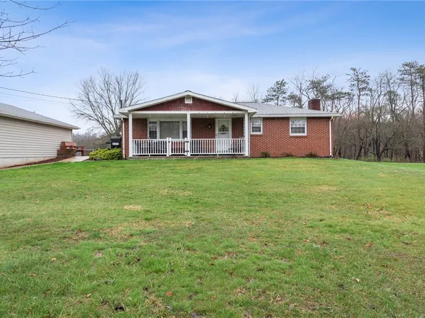 194 Flowers Rd, New Alexandria, PA 15670