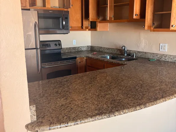 1901 N Atlantic Ave APT 4, Daytona Beach, FL 32118