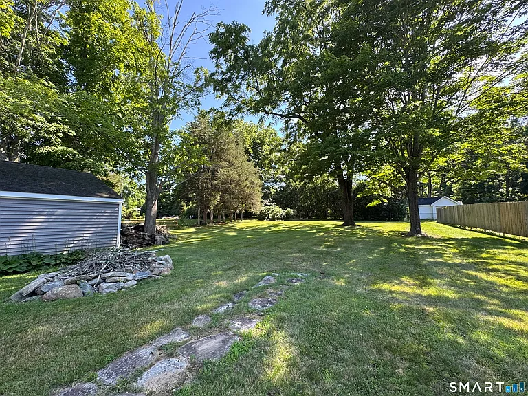 167 Huntington St — Photo 17