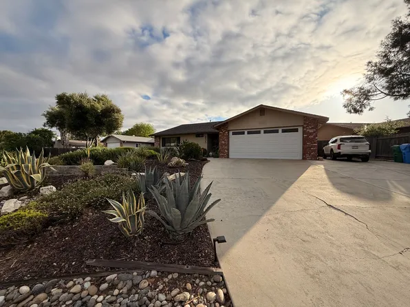835 Nicklaus St, Paso Robles, CA 93446