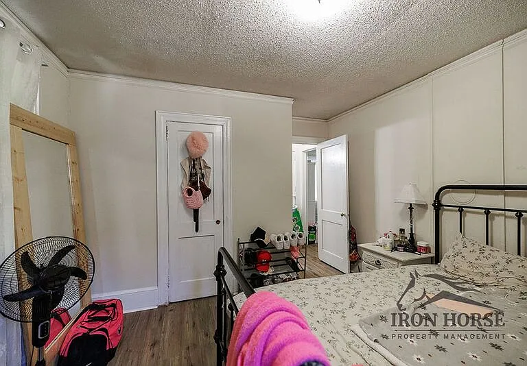 99 Hollie St — Photo 17