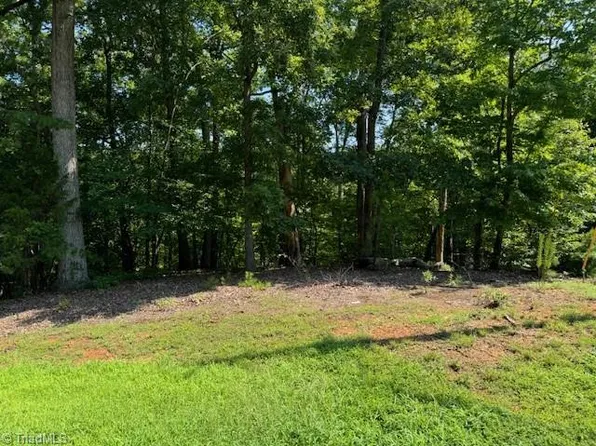 200 Jubal Reeves Cir #1431, Mount Gilead, NC 27306