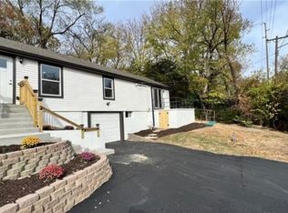 7000 Berry Rd, Kansas City, KS 66106